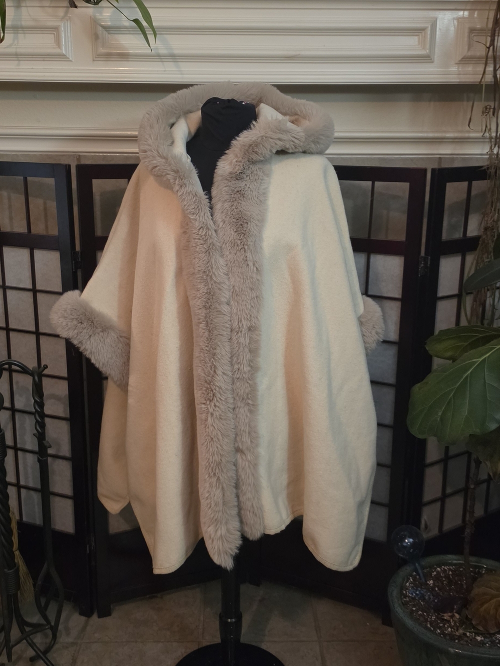 Rachel Zoe Cream Cape Sweater with Light Gray Faux-Fur Trim